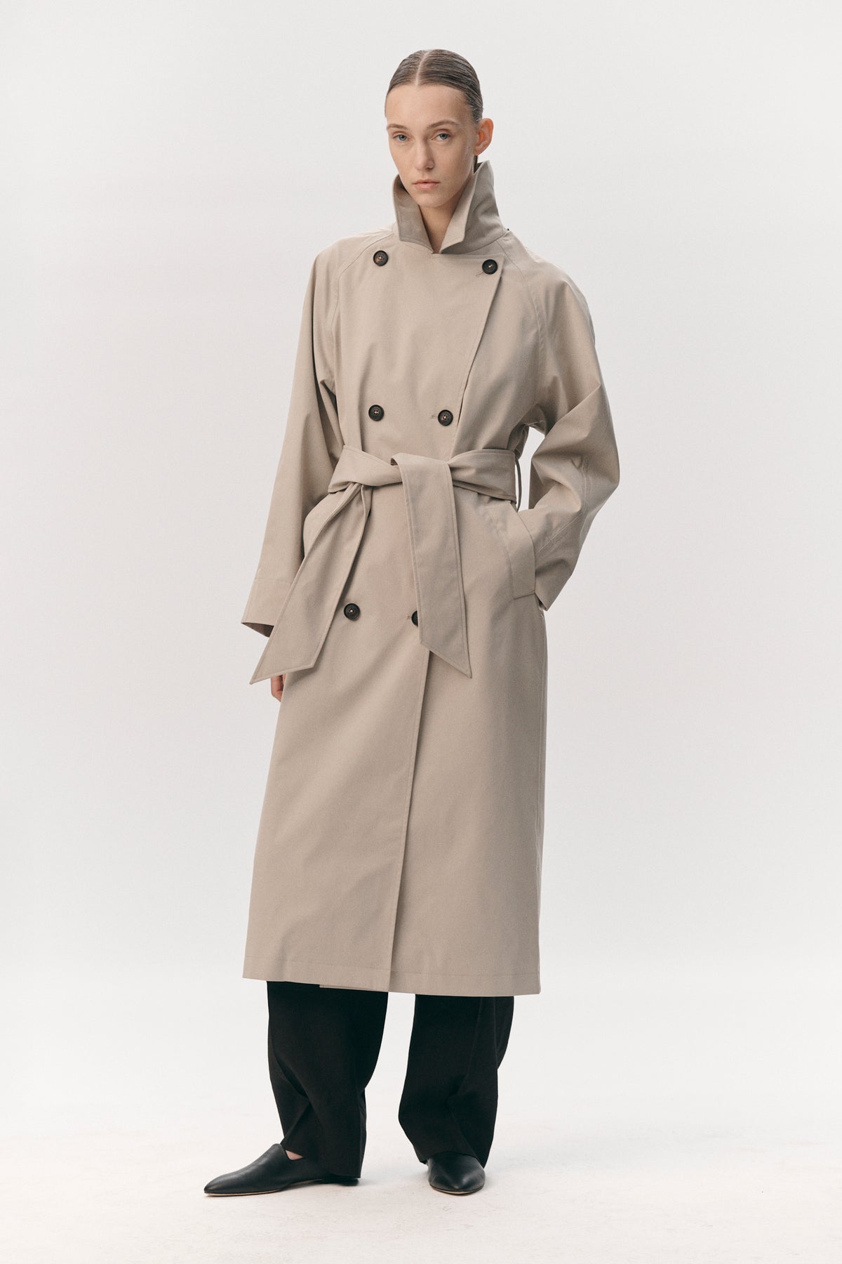 ROOMY TRENCH STRETCH TWILL SS26 LIGHT ARMY