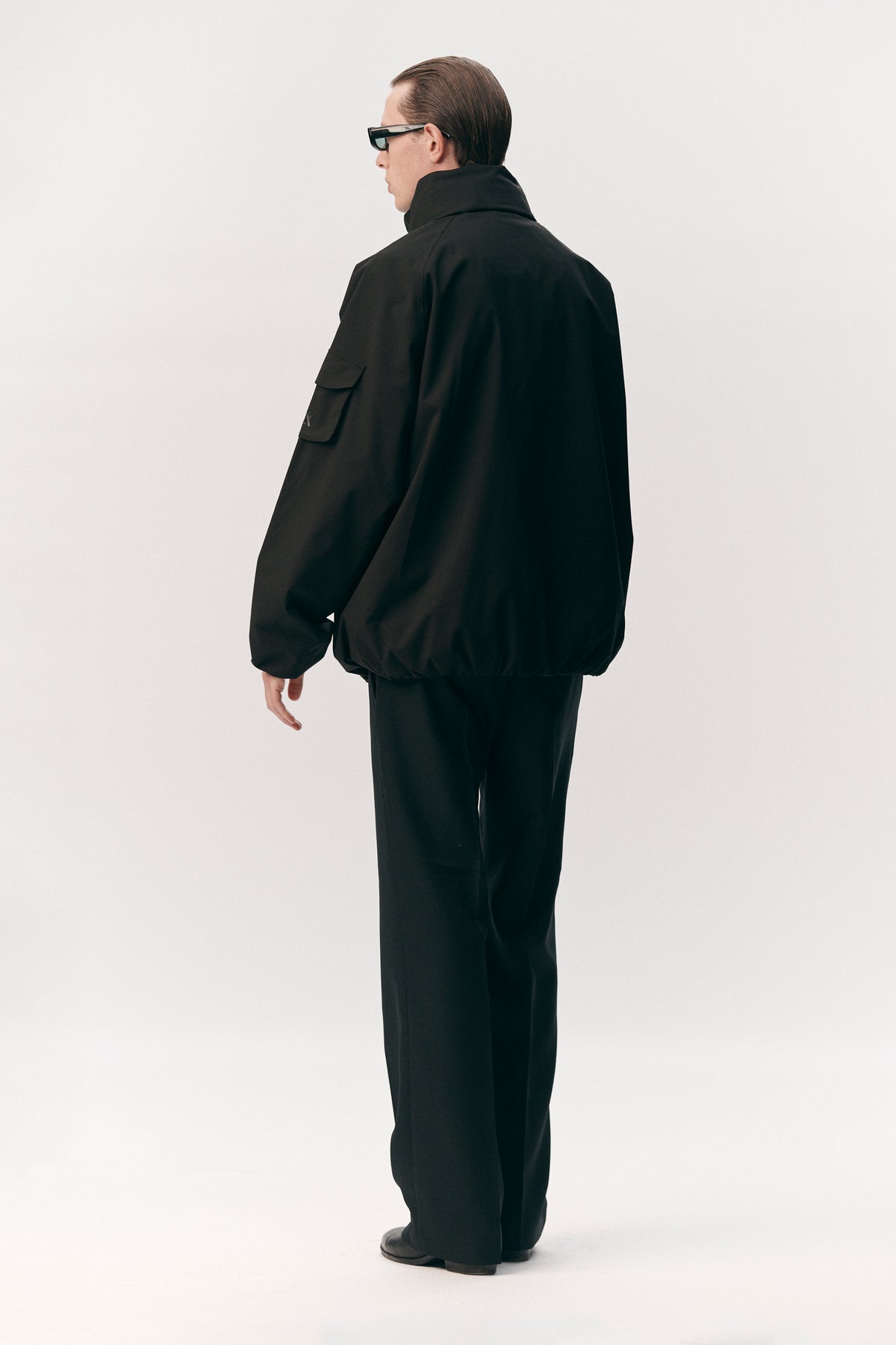 SHORT TRACKER GN SS26 BLACK
