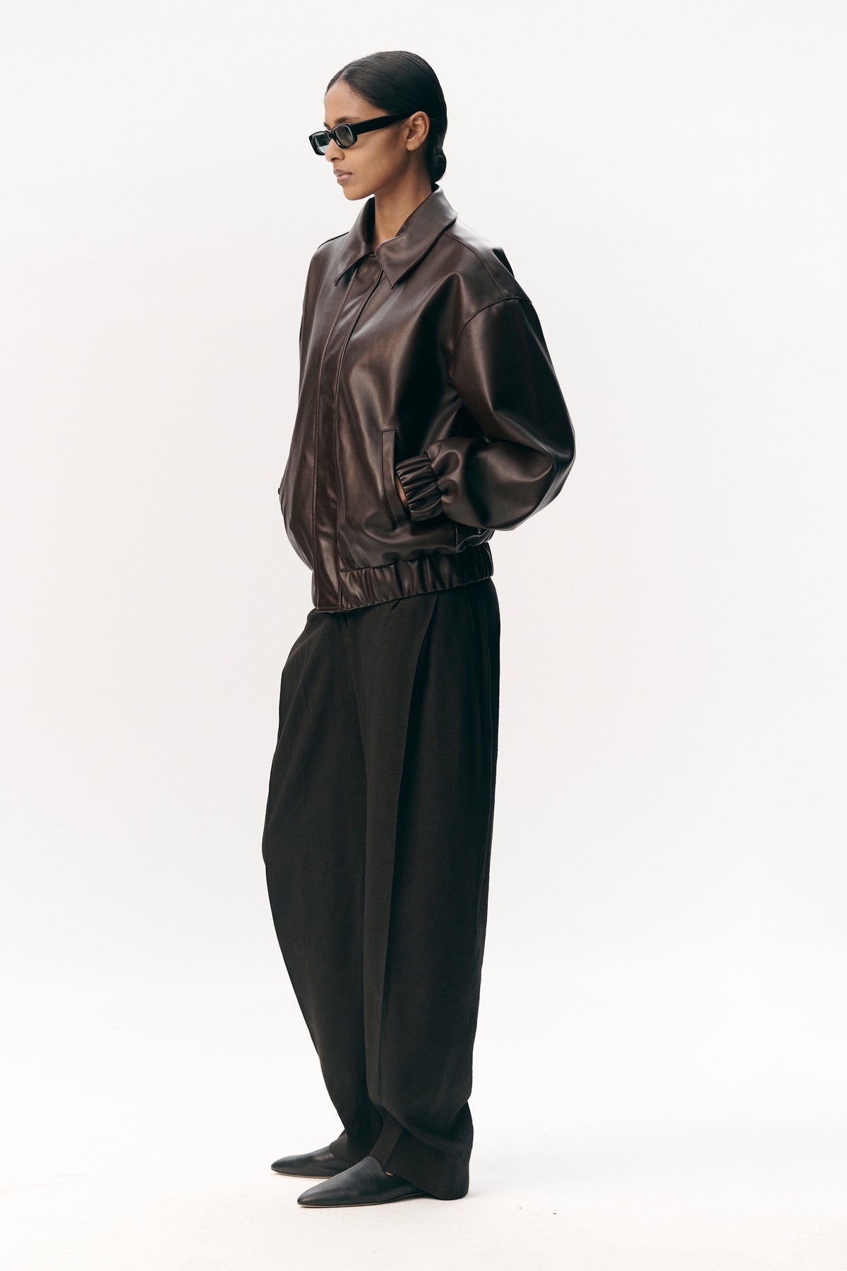 SHORT TRACKER WM SS26 DARK CHOCOLATE