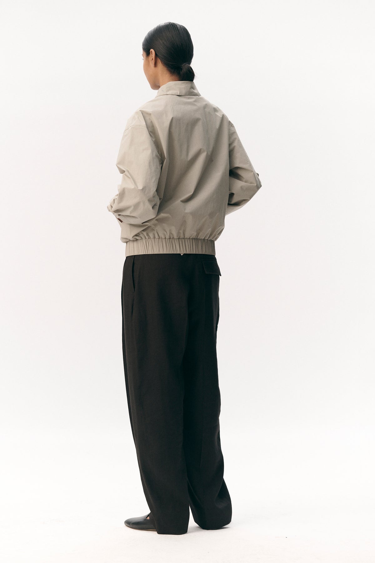 SHORT TRACKER WM NYLON SS26 LIGHT ARMY