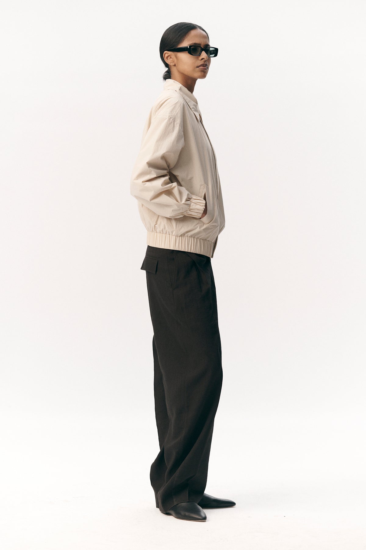 SHORT TRACKER WM NYLON SS26 BEIGE