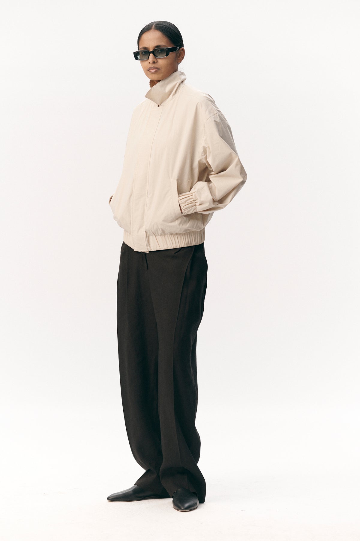 SHORT TRACKER WM NYLON SS26 BEIGE